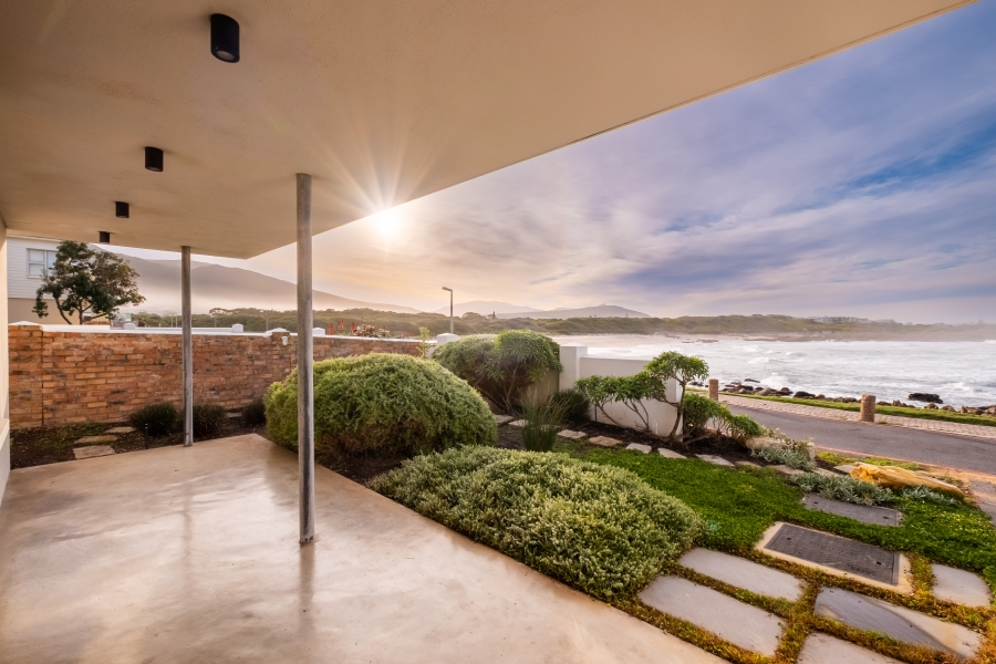 4 Bedroom Property for Sale in Onrus Western Cape